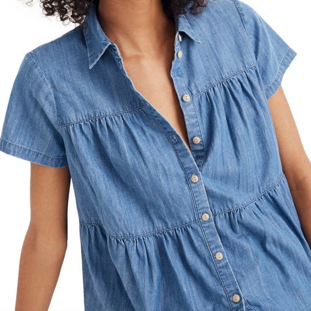 Madewell seamed button down denim shirt